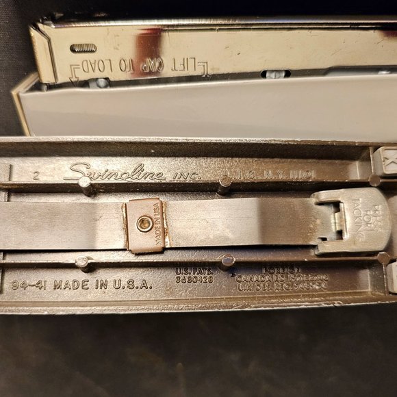 *SALE $45!* TWO (2) Vintage Swingline heavy steel office staplers (collectible?) - Picture 10 of 15